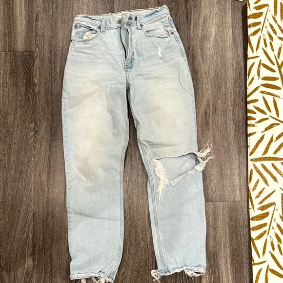 Abercrombie & Fitch Light Blue Women's Straight Leg Jeans - Picture 4 of 4